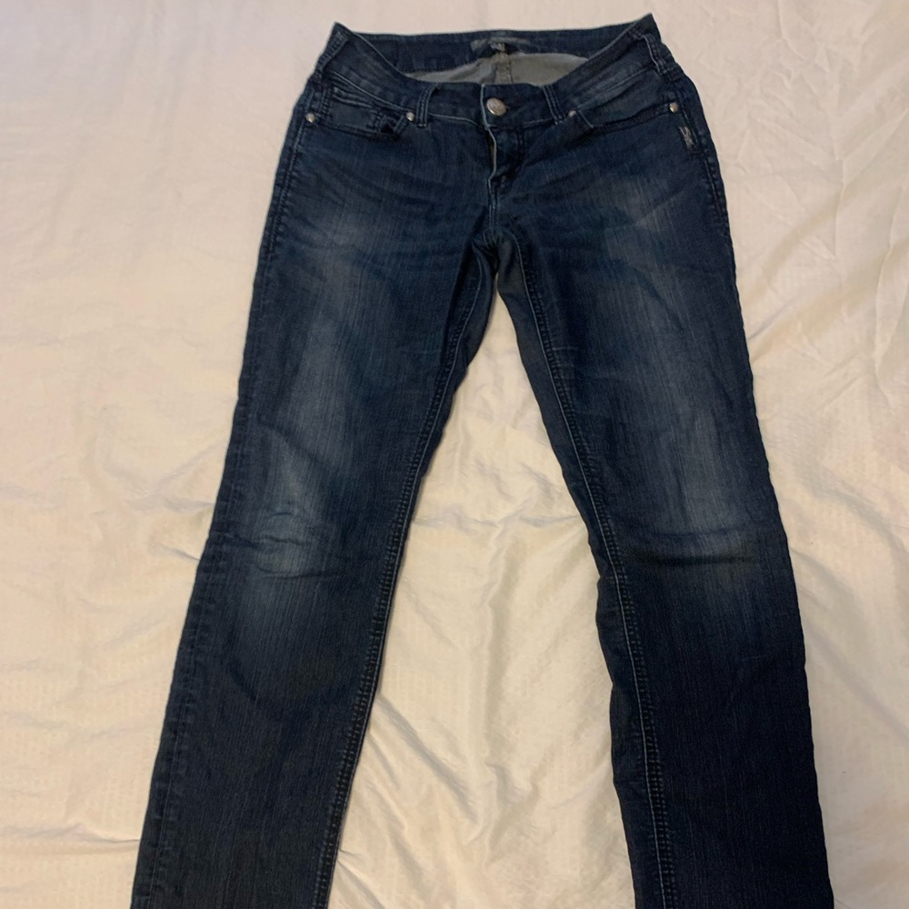 “Silver” dark wash Skinny Jeans, Sz 28